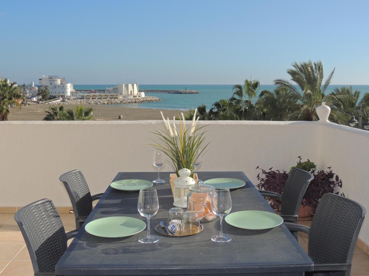 Ole Playa 5A Beach Front - A Pie De Playa, Sea Views - Vistas Al Mar, Puerto Marina Benalmádena Kültér fotó